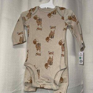 Brand New with Tags Carter’s Just One You 2pc Fox Onesie and Pants Set, 3 Month.